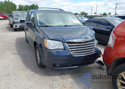 2008 Chrysler Town & Country Touring from USA, damaged, VIN 2A8HR54P38R635253